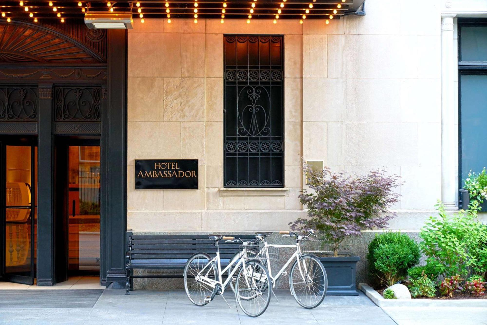 Ambassador Chicago, Part Of Jdv By Hyatt Hotel Eksteriør billede